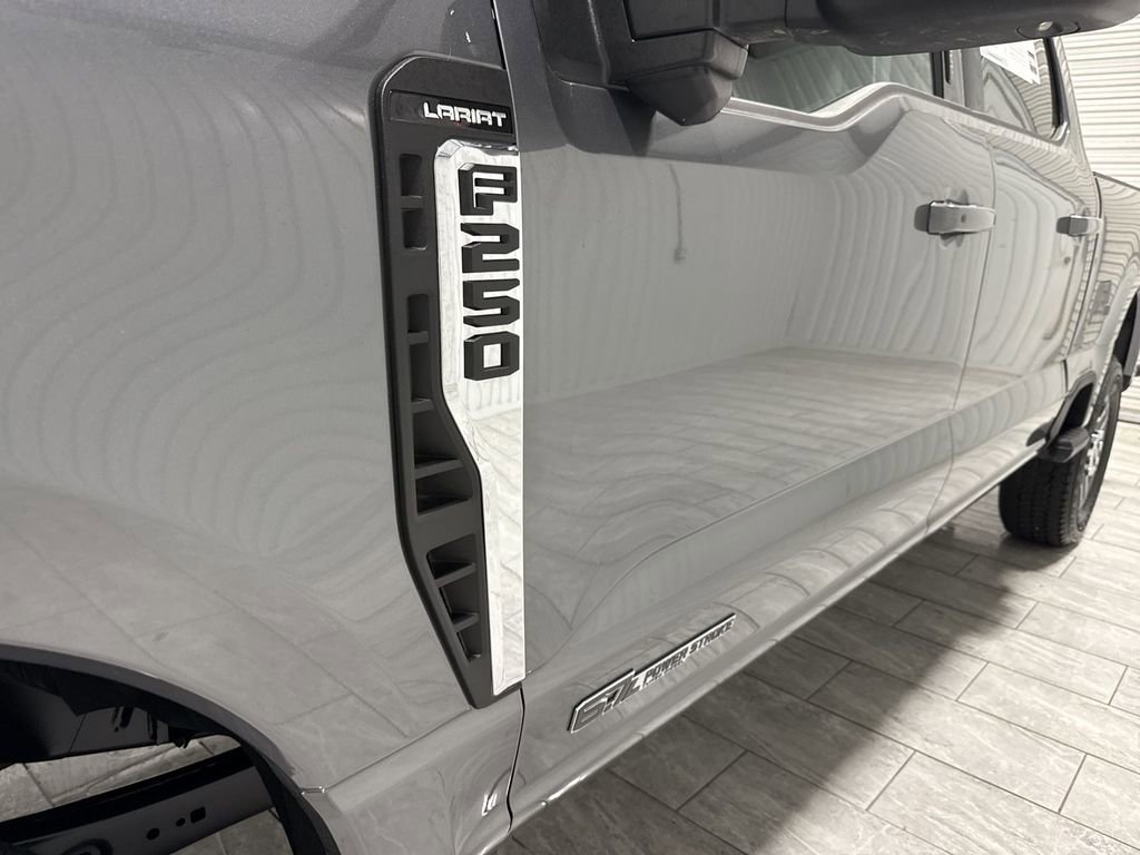 Used 2024 Ford F250 Lariat image 33