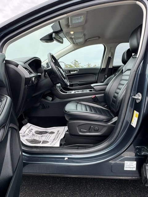 Used 2022 Ford Edge SEL AWD/4WD image 11