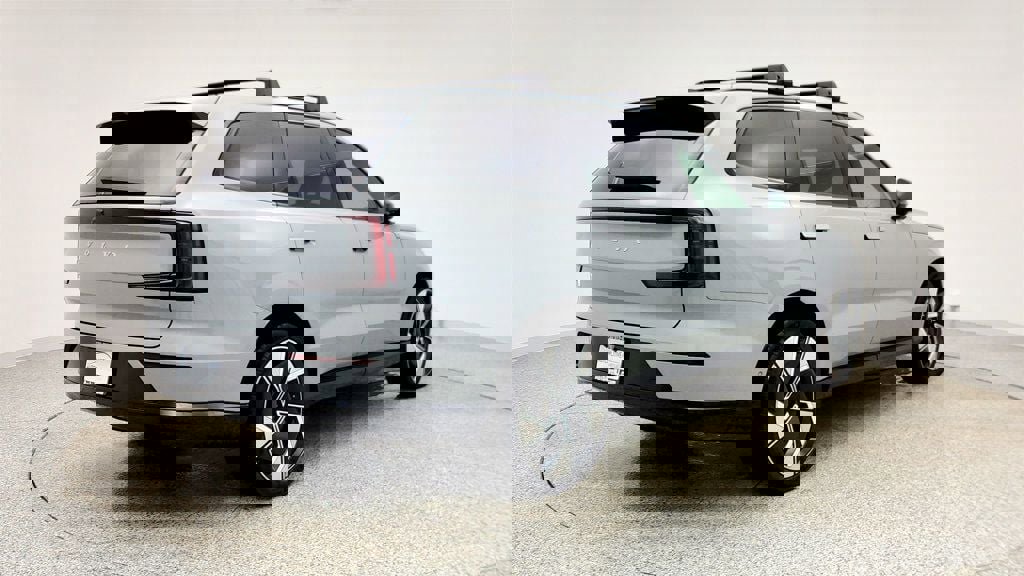 Used 2025 Volvo EX90 Ultra image 5