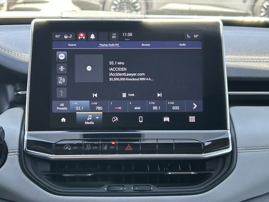 Used 2022 Jeep Compass Limited image 14