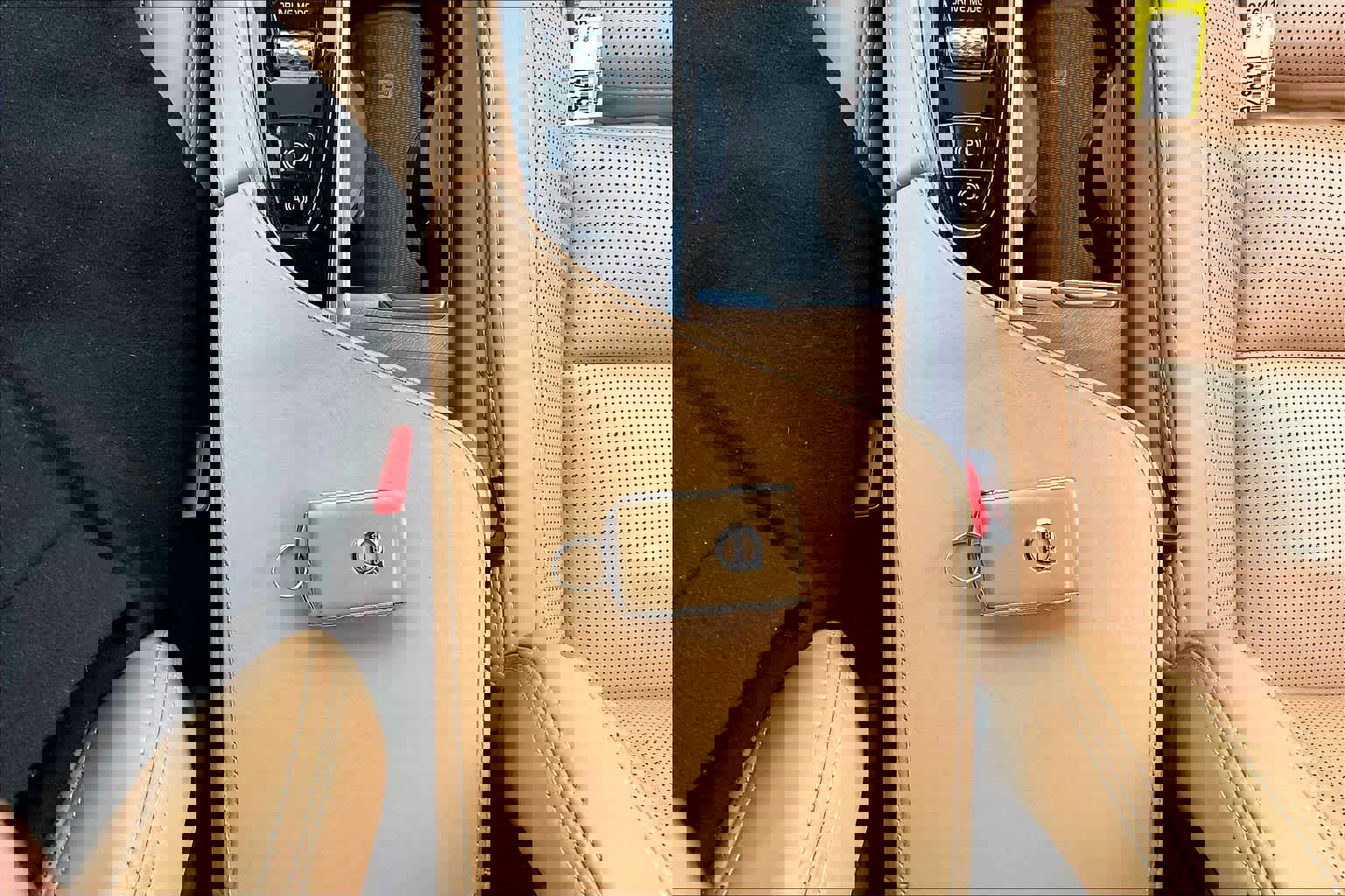 Used 2017 Volvo XC90 T6 Inscription w/ Vision Package image 14