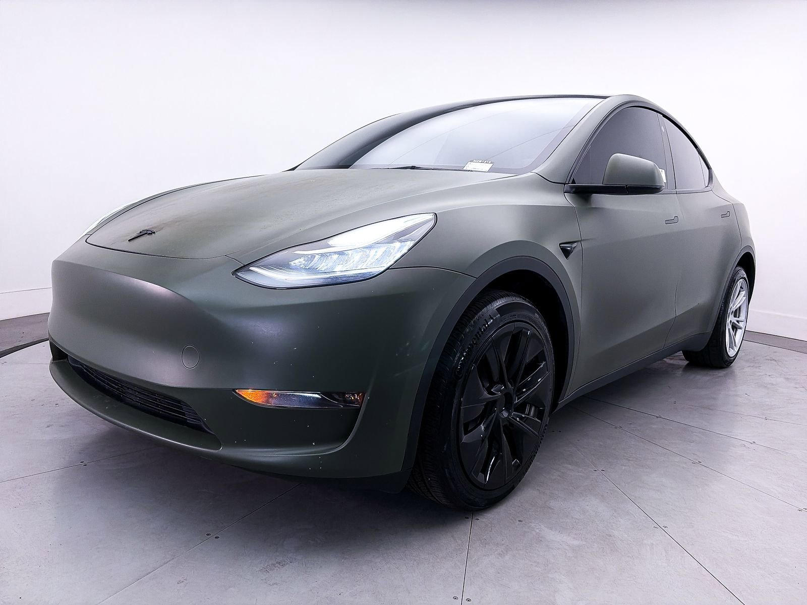 Used 2023 Tesla Model Y Long Range AWD/4WD image 11