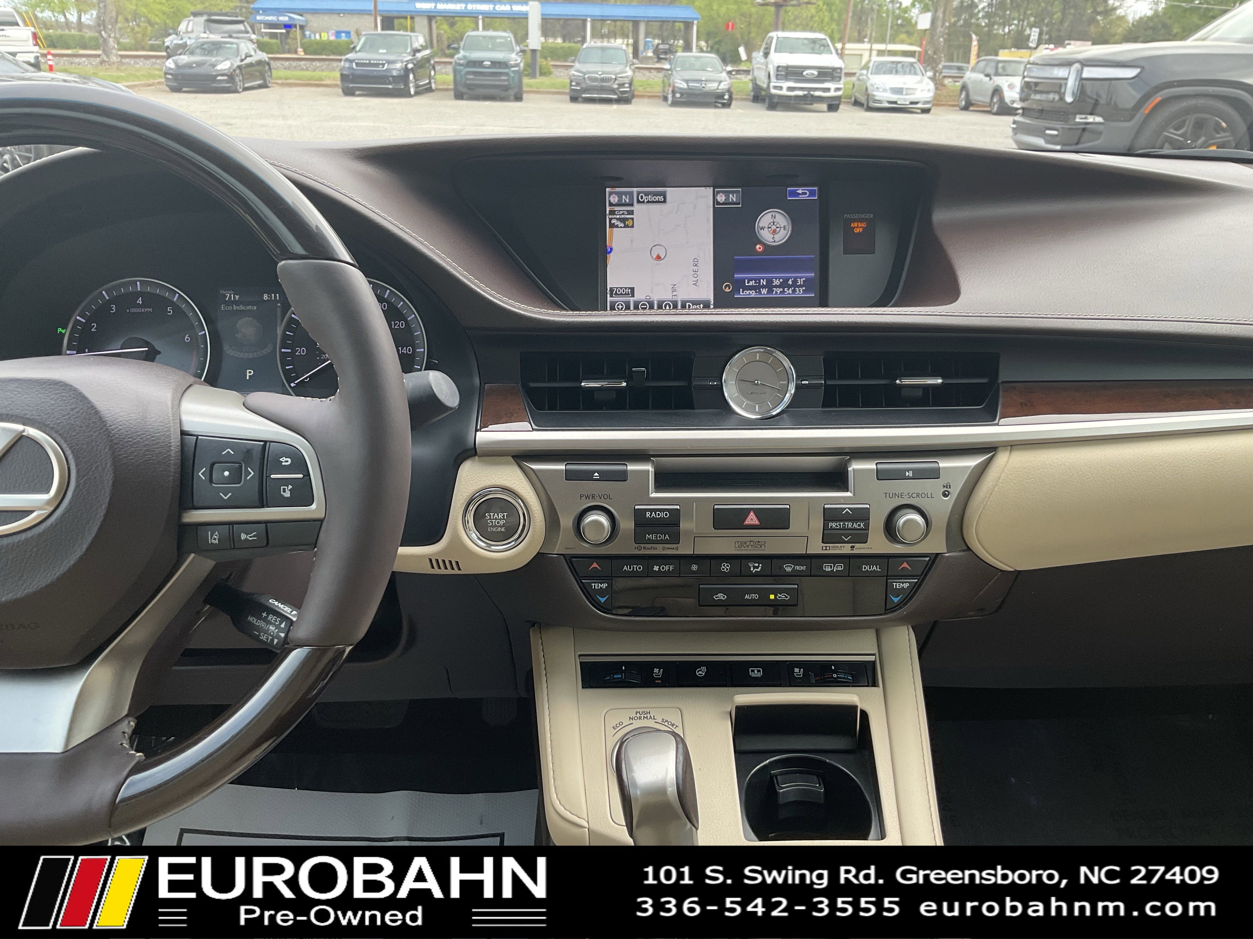 Used 2016 Lexus ES 350 w/ Ultra Luxury Package image 15
