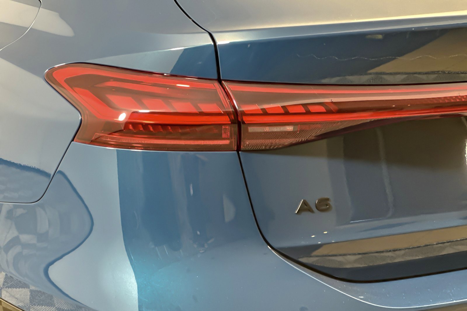 Certified 2025 Audi A6 e-tron Premium Plus w/ Premium Plus RWD image 25