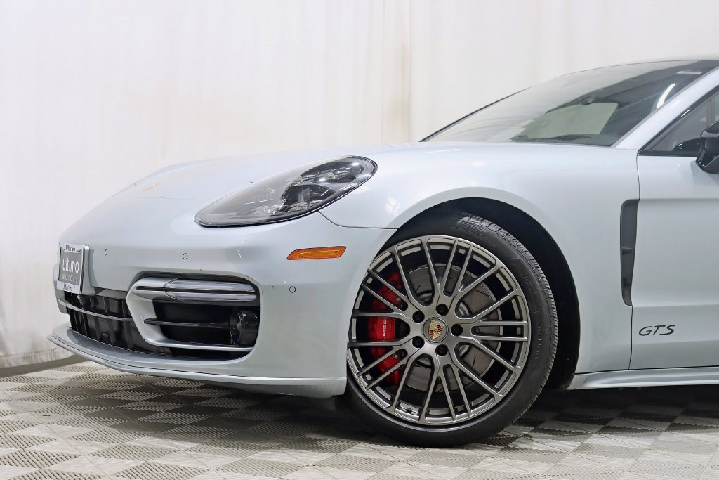 Used 2023 Porsche Panamera GTS AWD/4WD image 2