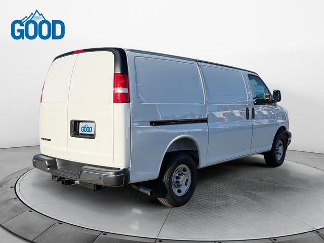 New 2025 Chevrolet Express 3500 w/ Driver Convenience Package image 5