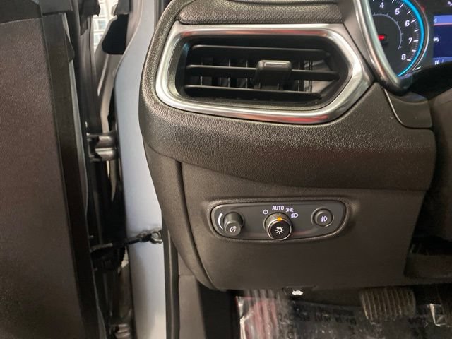Certified 2024 Chevrolet Equinox Premier AWD/4WD image 17