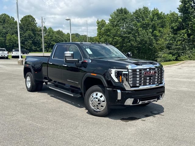 New 2026 GMC Sierra 3500 Denali w/ Denali Reserve Package AWD/4WD image 2
