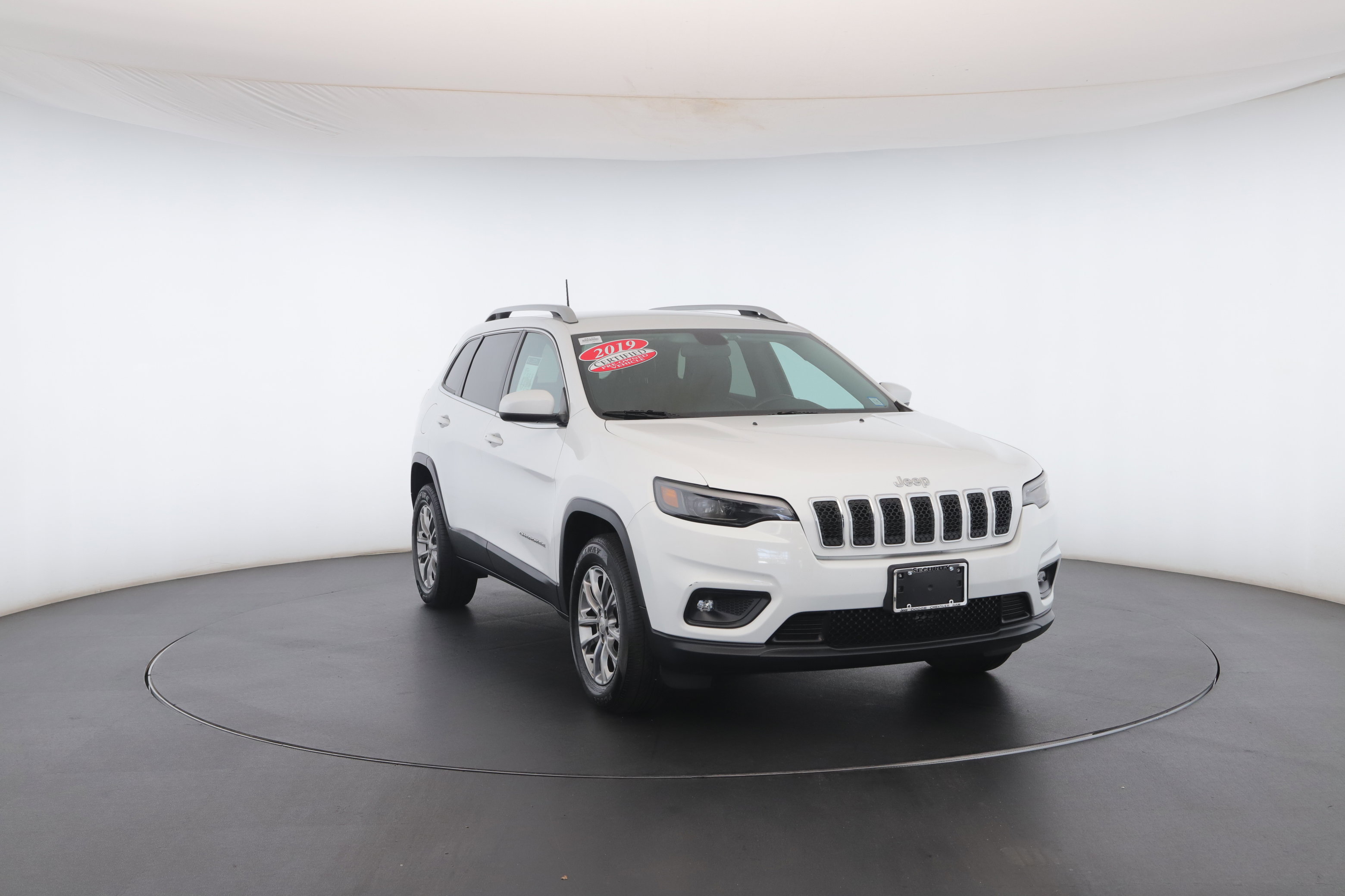 Used 2019 Jeep Cherokee Latitude Plus image 32