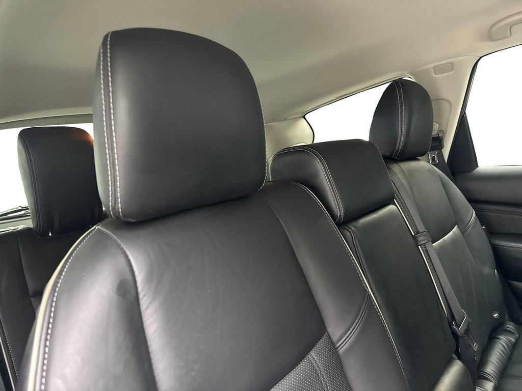 Used 2019 INFINITI QX60 Luxe w/ Essential Package image 44