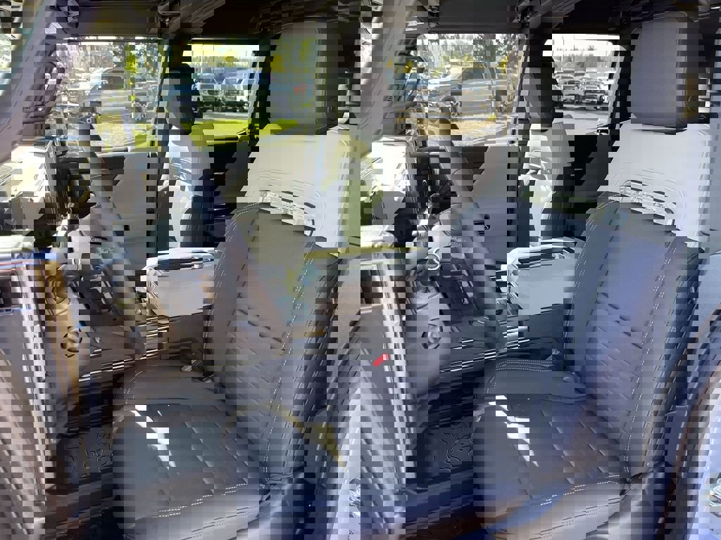 New 2026 GMC Hummer EV SUV image 19