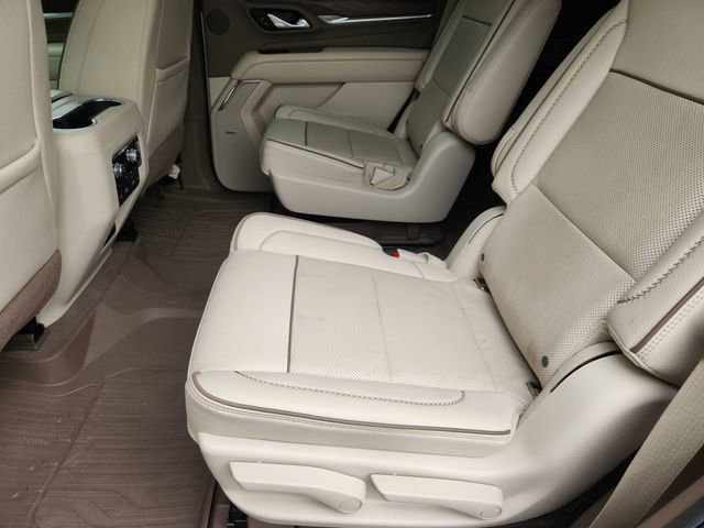 Used 2021 GMC Yukon Denali w/ Denali Premium Package image 26