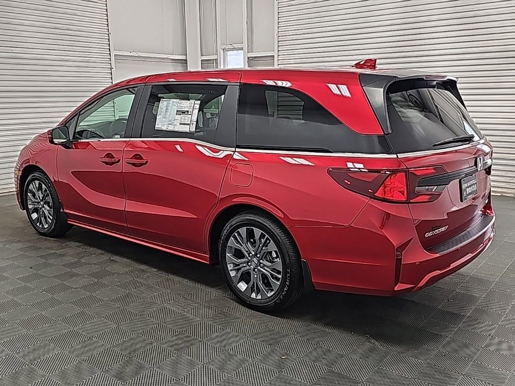 New 2026 Honda Odyssey Touring image 5