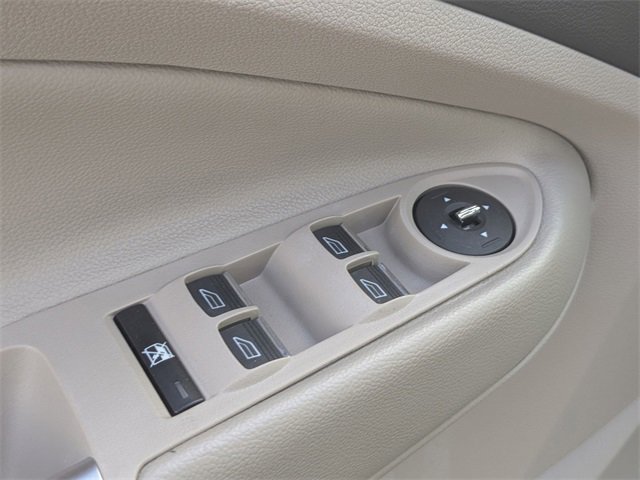 Used 2013 Ford C-MAX SEL image 10