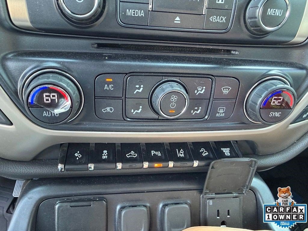 Used 2019 GMC Sierra 2500 Denali w/ Duramax Plus Package AWD/4WD image 17