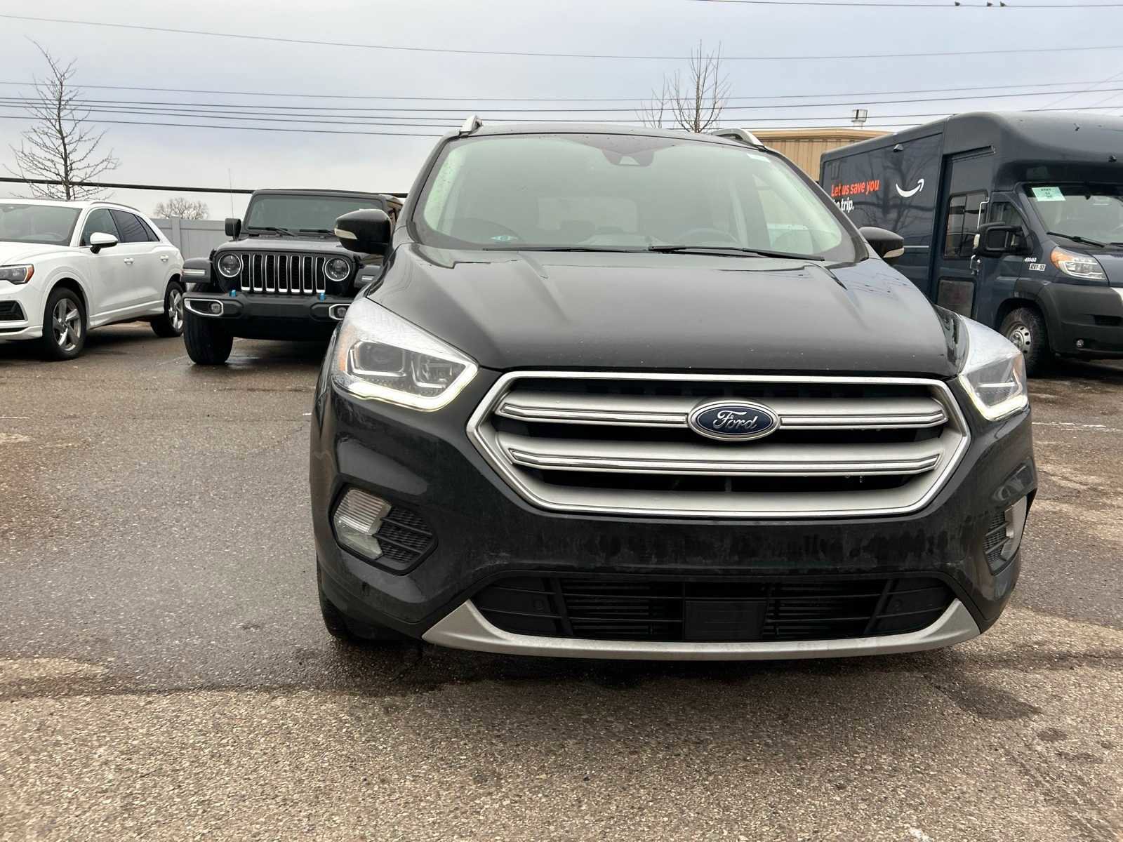 Used 2018 Ford Escape Titanium w/ Ford Safe & Smart Package image 6
