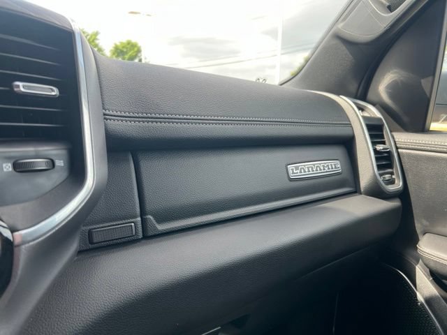 Used 2023 RAM 1500 Laramie AWD/4WD image 18