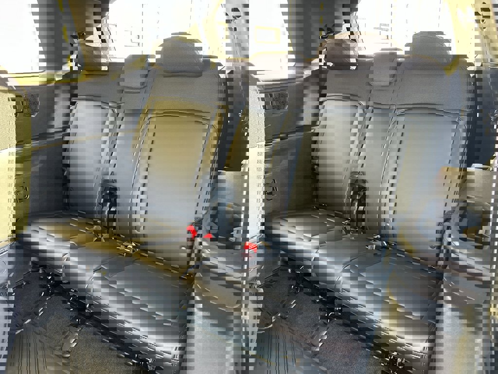 New 2027 Kia Telluride S image 14