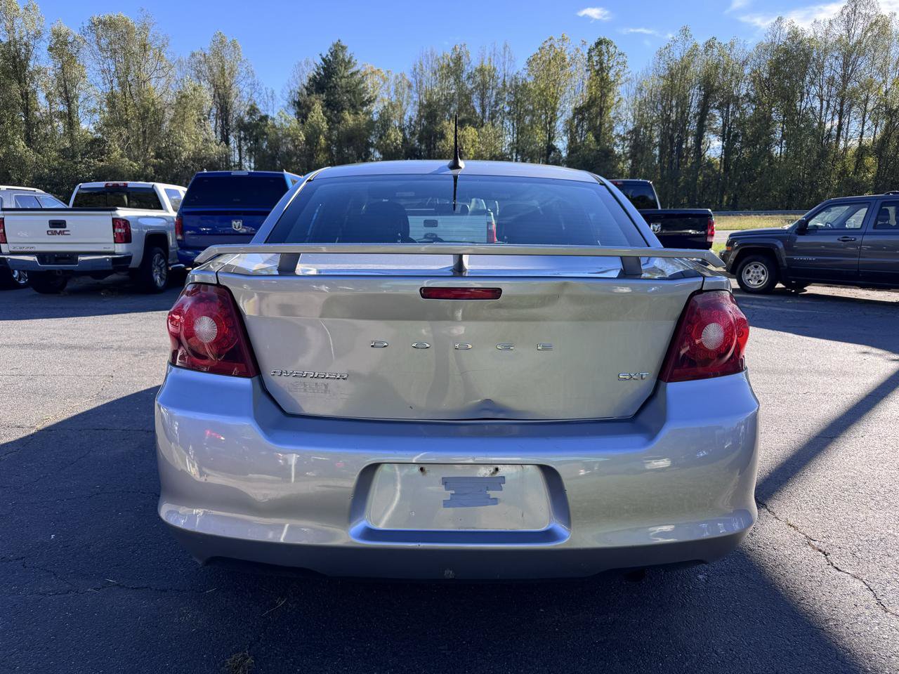 Used 2014 Dodge Avenger SXT w/ Rallye Appearance Group FWD image 6