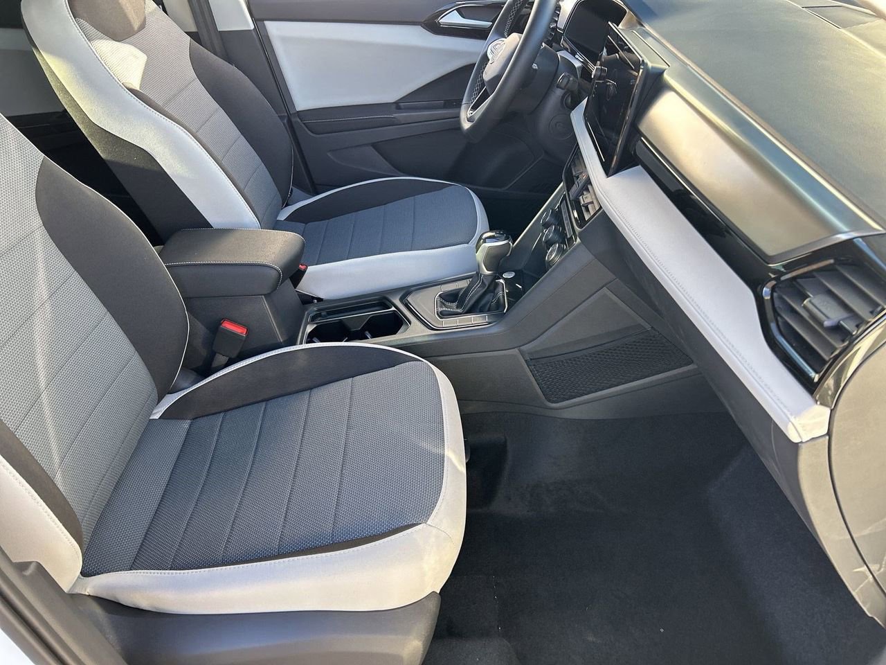 New 2026 Volkswagen Taos S image 8