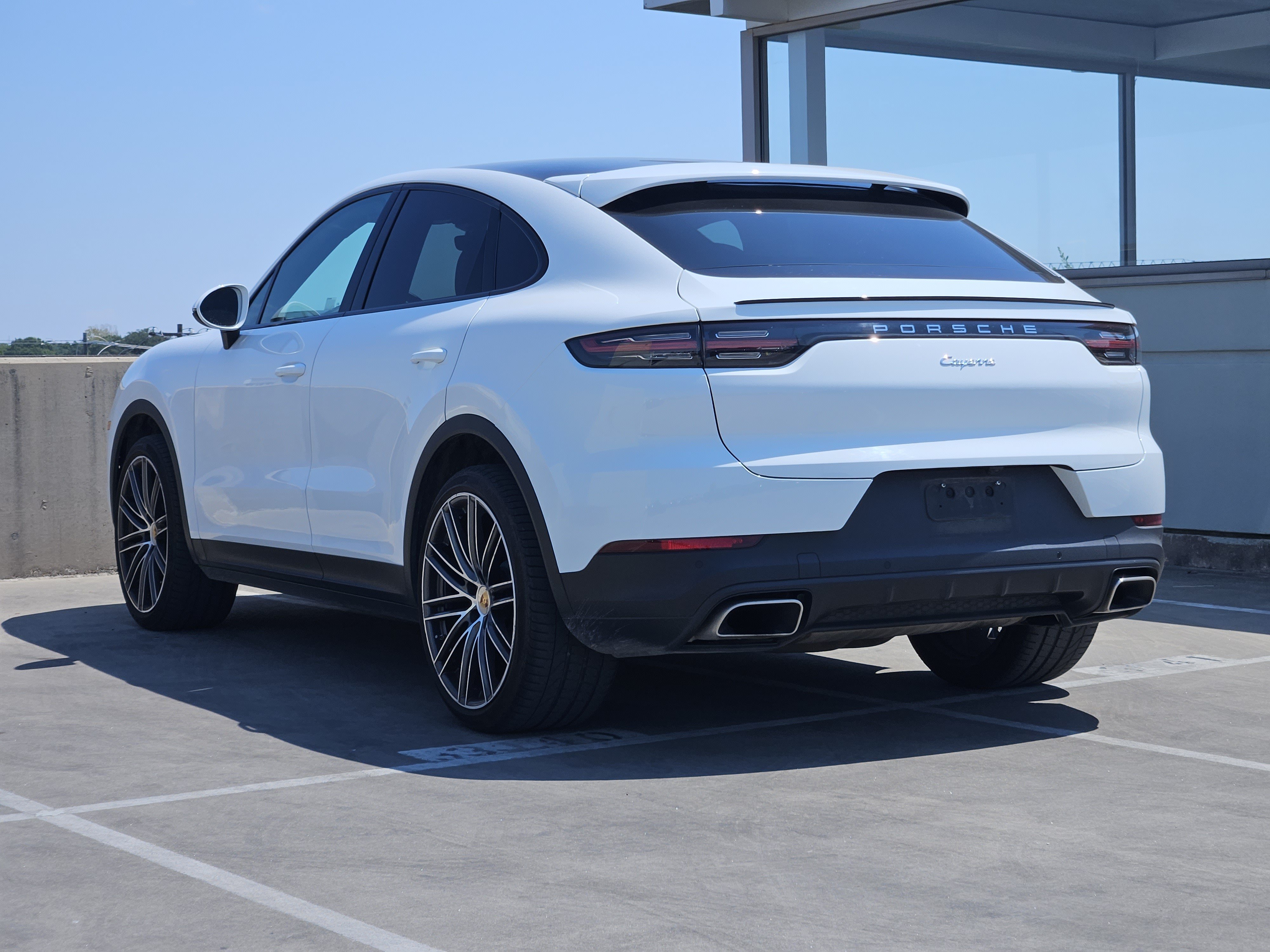Certified 2021 Porsche Cayenne Coupe AWD/4WD image 3