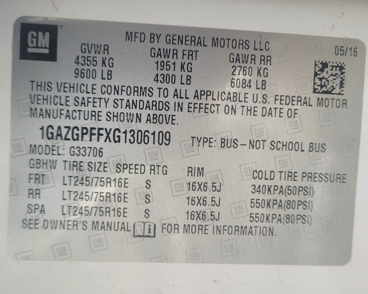 Used 2016 Chevrolet Express 3500 LT w/ LT Preferred Equipment Group image 45