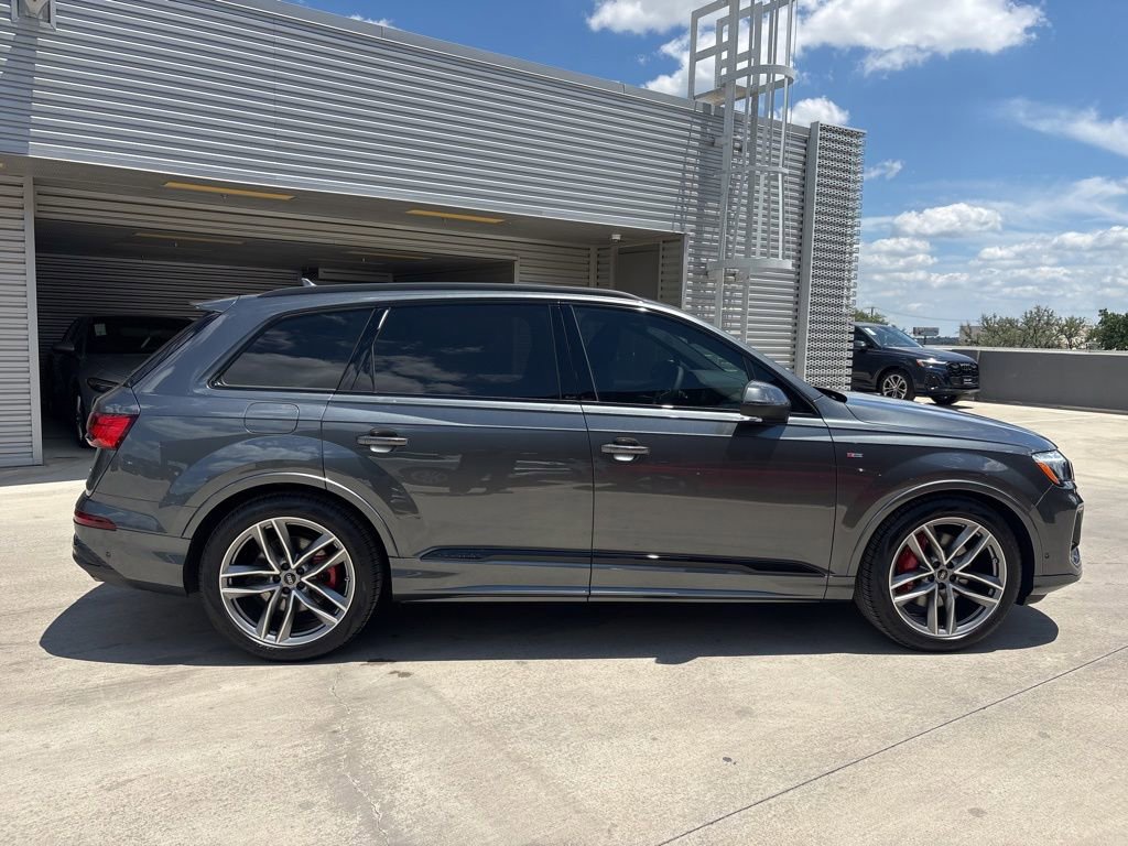 New 2026 Audi Q7 3.0T Prestige AWD/4WD image 4