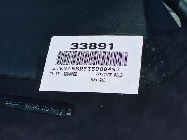 Used 2026 Toyota 4Runner SR5 AWD/4WD image 18