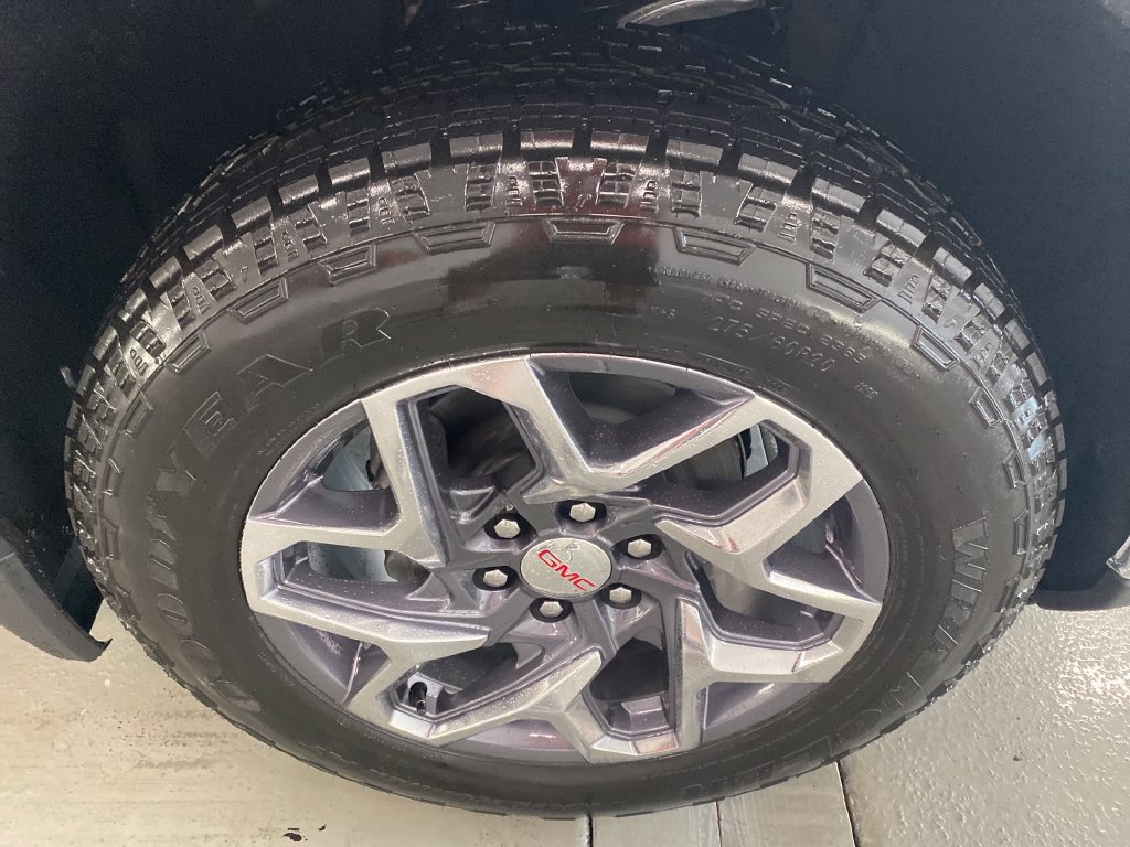 New 2026 GMC Sierra 1500 SLT w/ X31 Off-Road Package AWD/4WD image 4