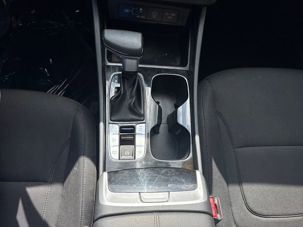 Used 2025 Hyundai Tucson SE image 21