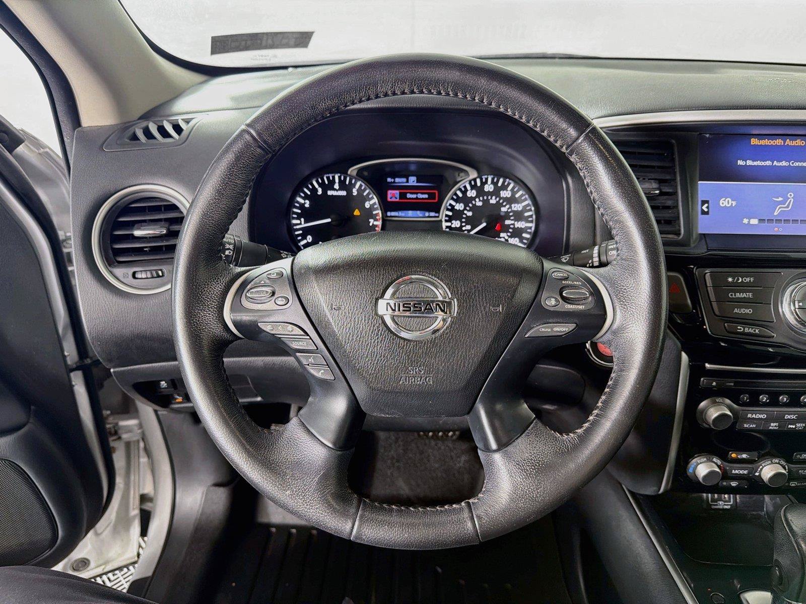 Used 2019 Nissan Pathfinder SV AWD/4WD image 3