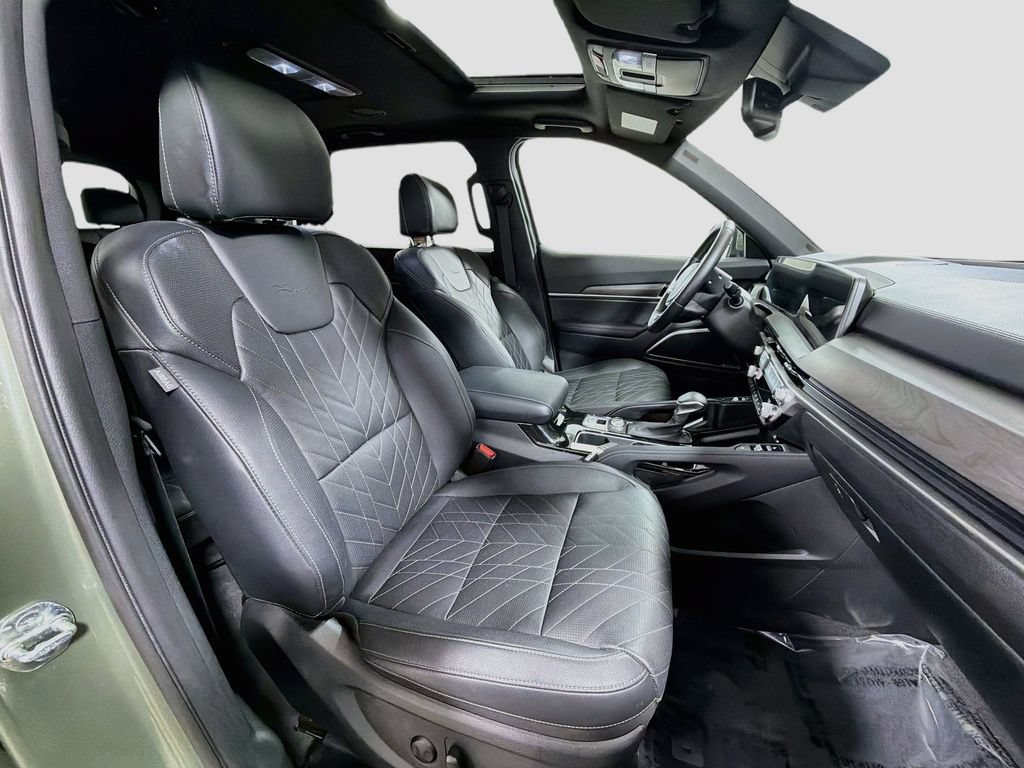 Used 2024 Kia Telluride EX X-Line AWD/4WD image 32