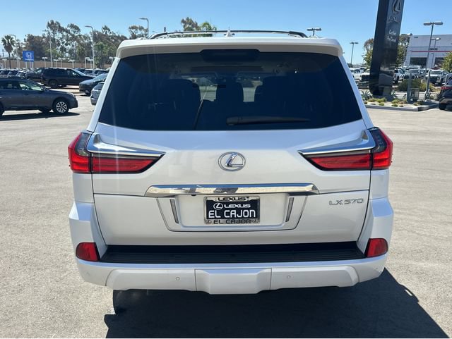 Used 2019 Lexus LX 570 4WD w/ Luxury Package image 5