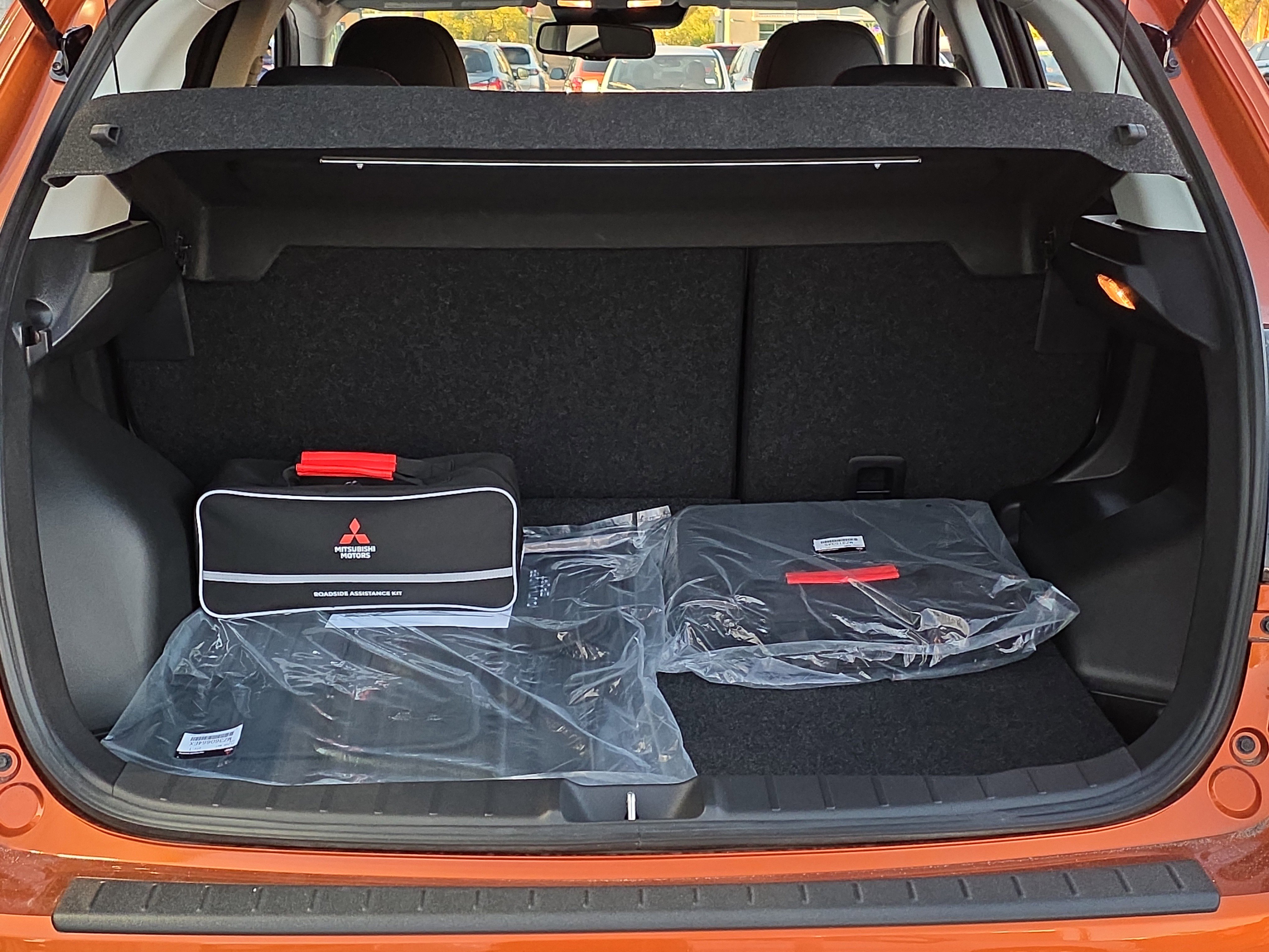 New 2025 Mitsubishi Outlander Sport SE image 5