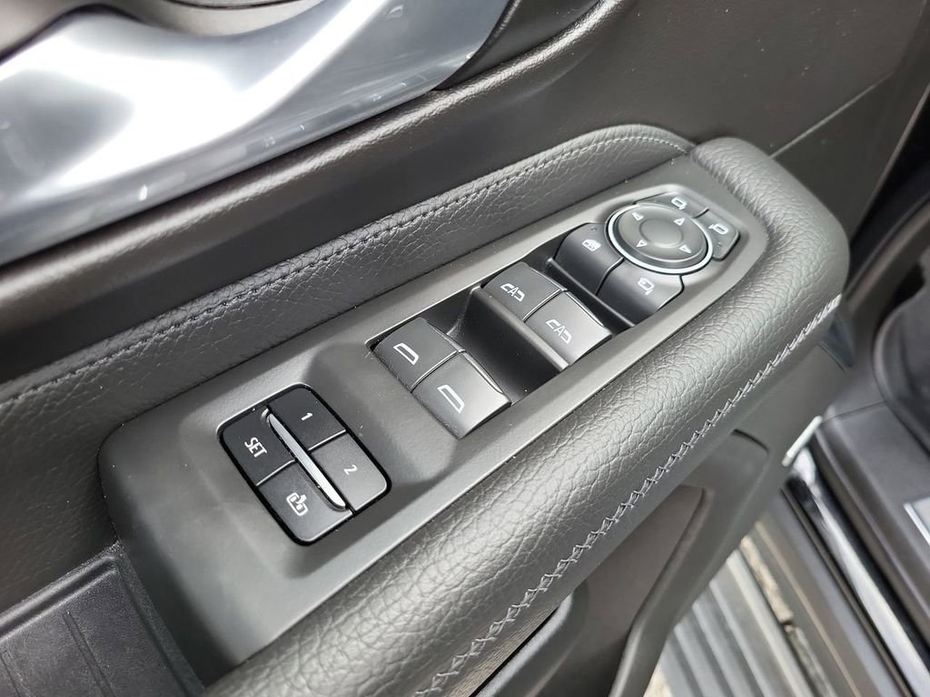 Used 2022 GMC Yukon XL Denali w/ Max Trailering Package image 13