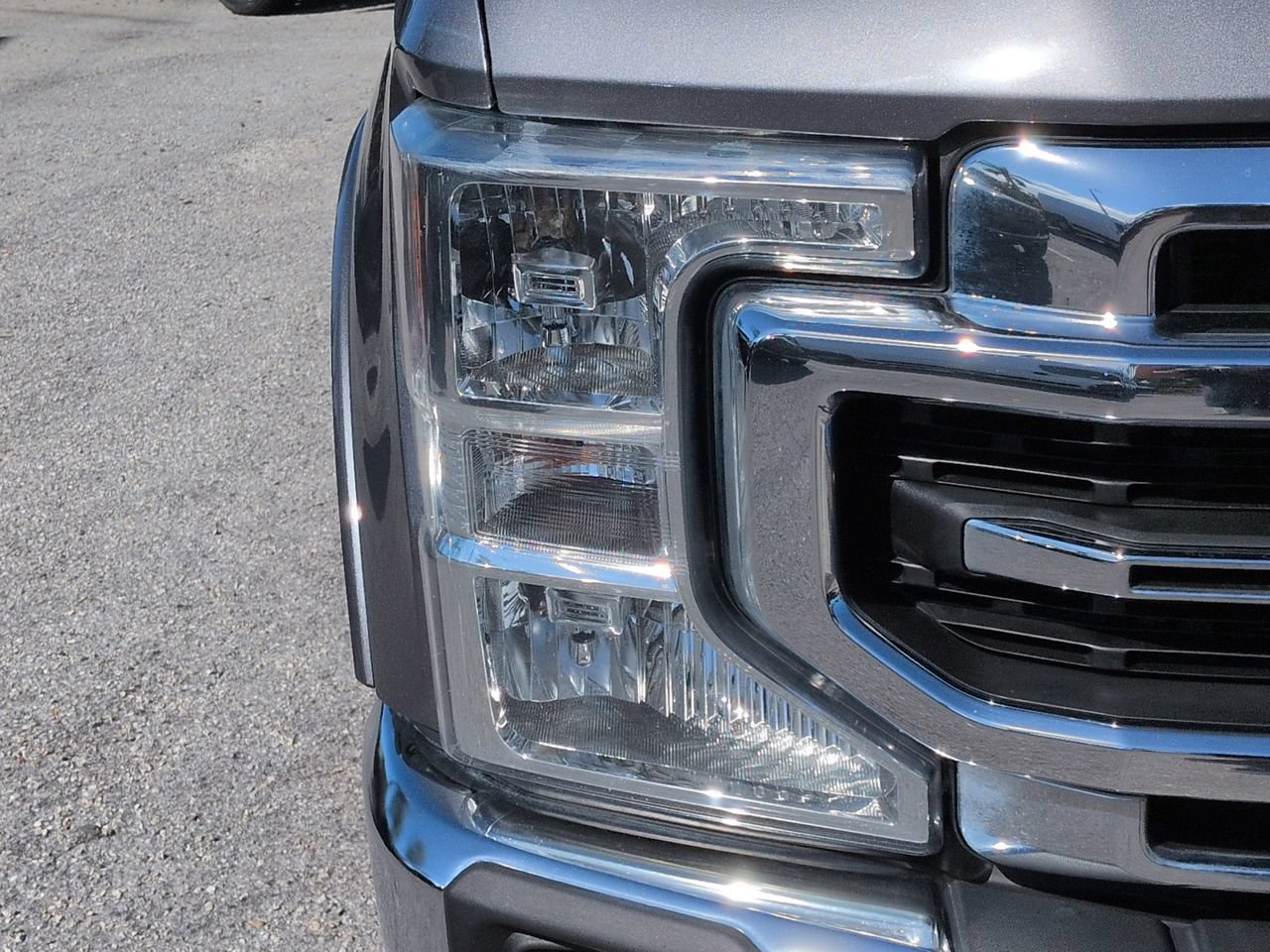 Used 2022 Ford F250 Lariat w/ Tremor Off-Road Package AWD/4WD image 10