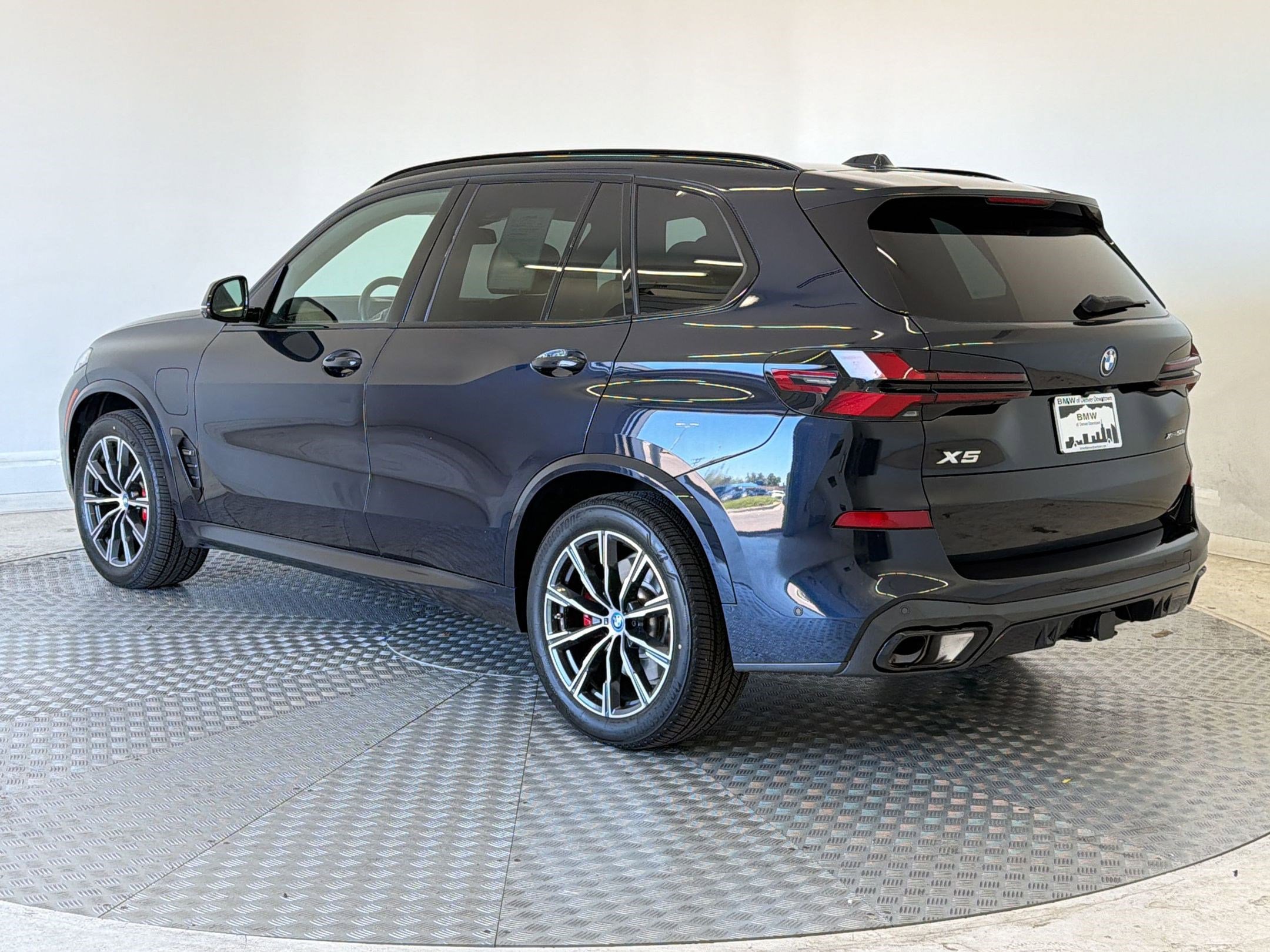 Certified 2024 BMW X5 xDrive50e w/ M Sport Package AWD/4WD image 3