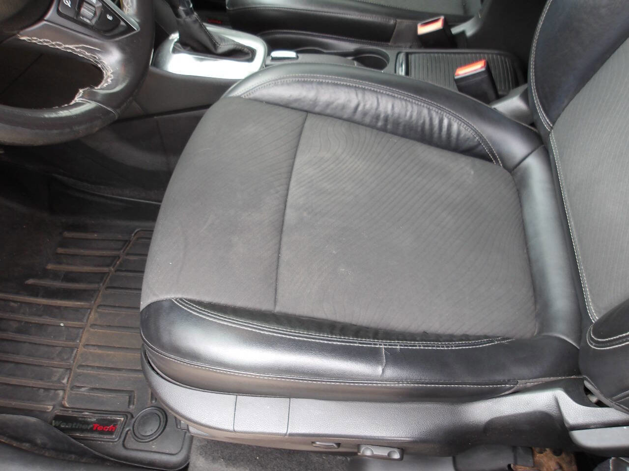 Used 2013 Buick Encore Convenience FWD image 19