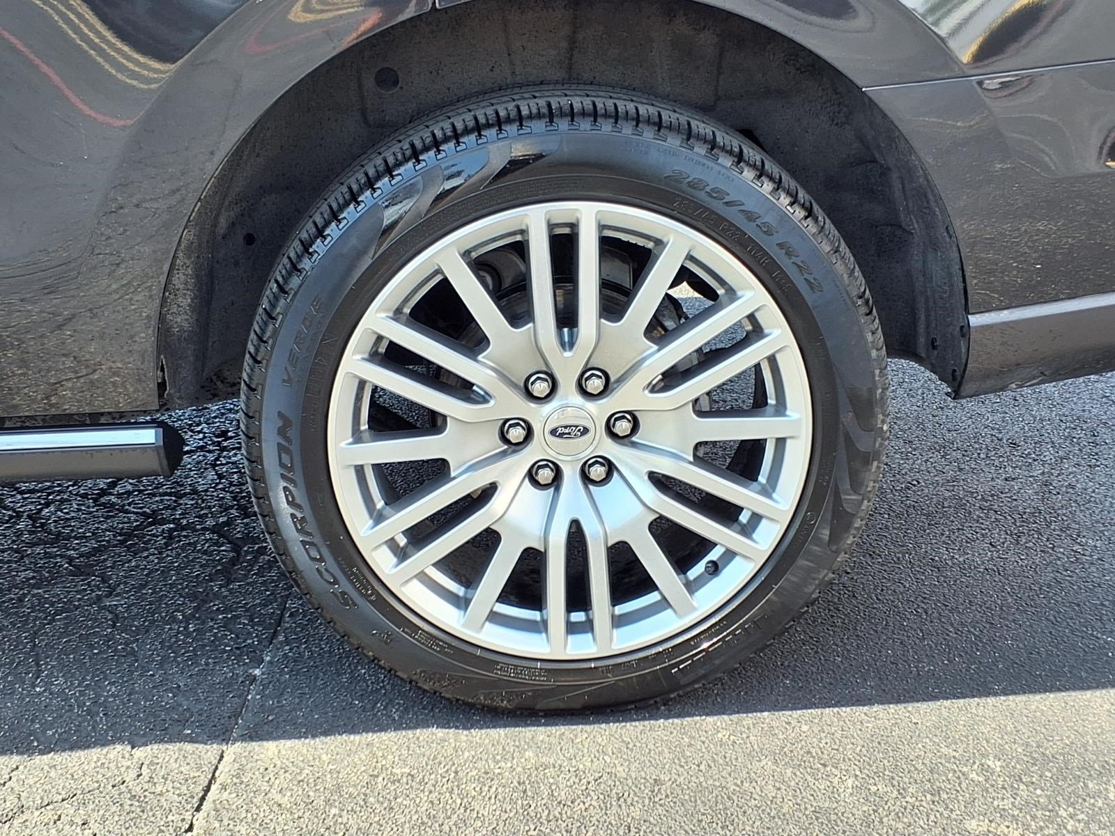 Certified 2024 Ford Expedition Limited AWD/4WD image 10