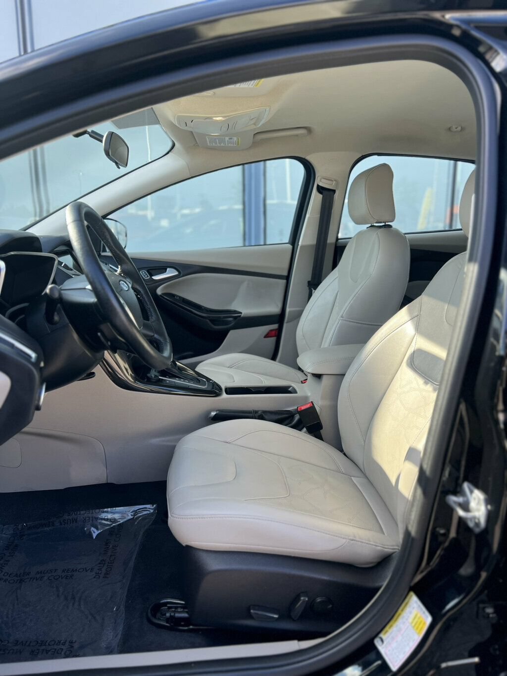 Used 2018 Ford Focus Electric Hatchback FWD image 11