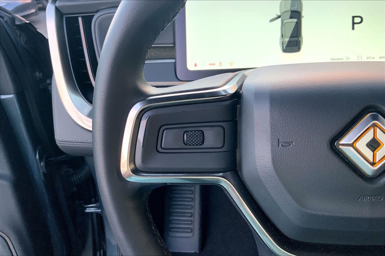 Used 2025 Rivian R1S Adventure Dual AWD/4WD image 24