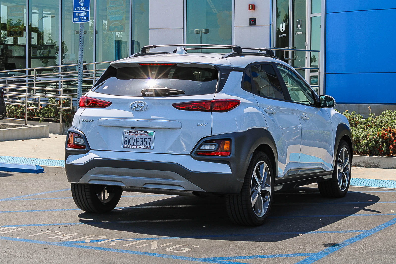Used 2019 Hyundai Kona Limited FWD image 7