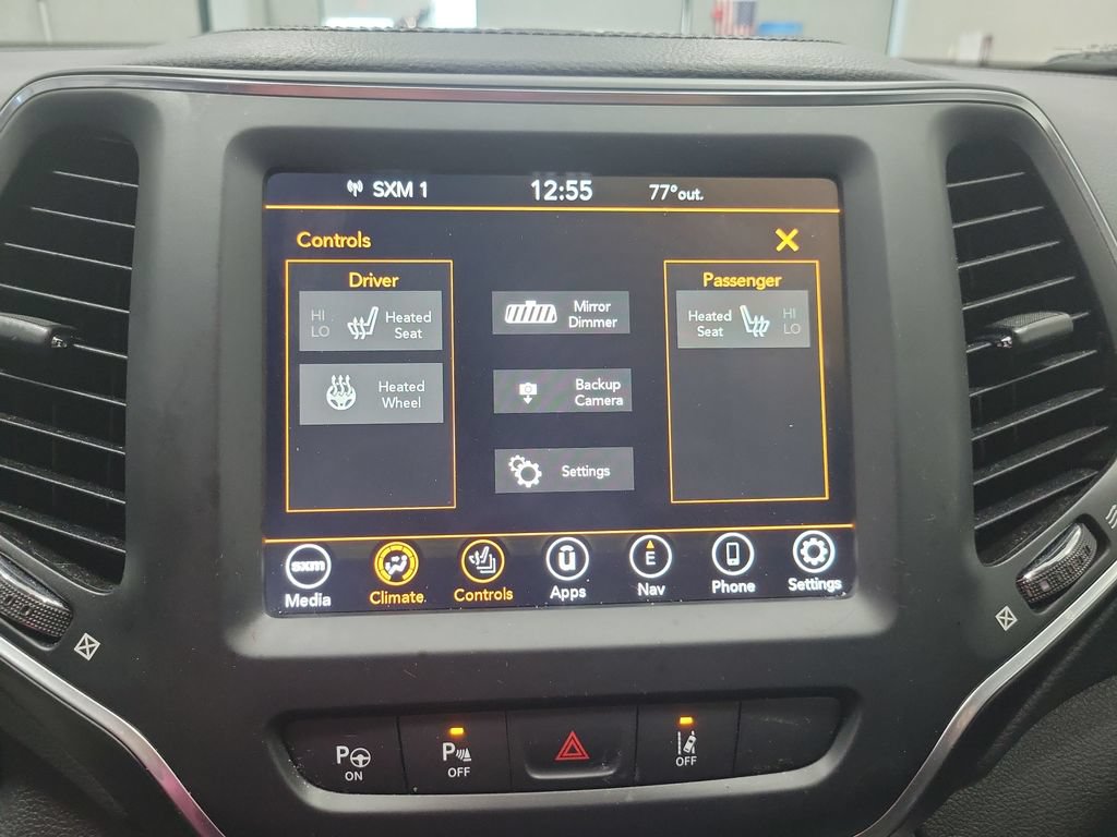 Certified 2023 Jeep Cherokee Altitude Lux AWD/4WD image 40