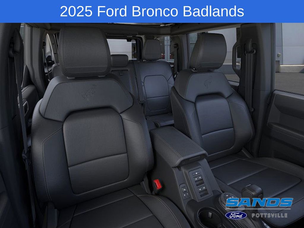 New 2025 Ford Bronco Badlands image 10