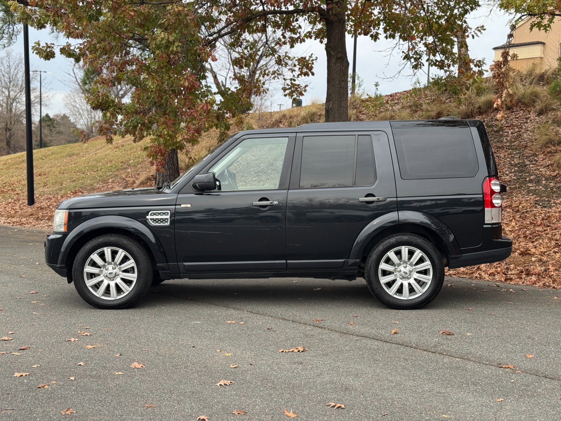 Used 2012 Land Rover LR4 HSE LUX image 6