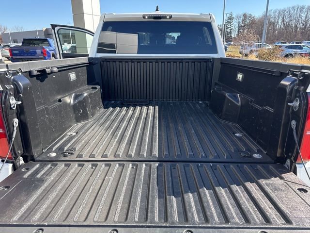 Used 2024 Toyota Tacoma TRD Off-Road AWD/4WD image 30