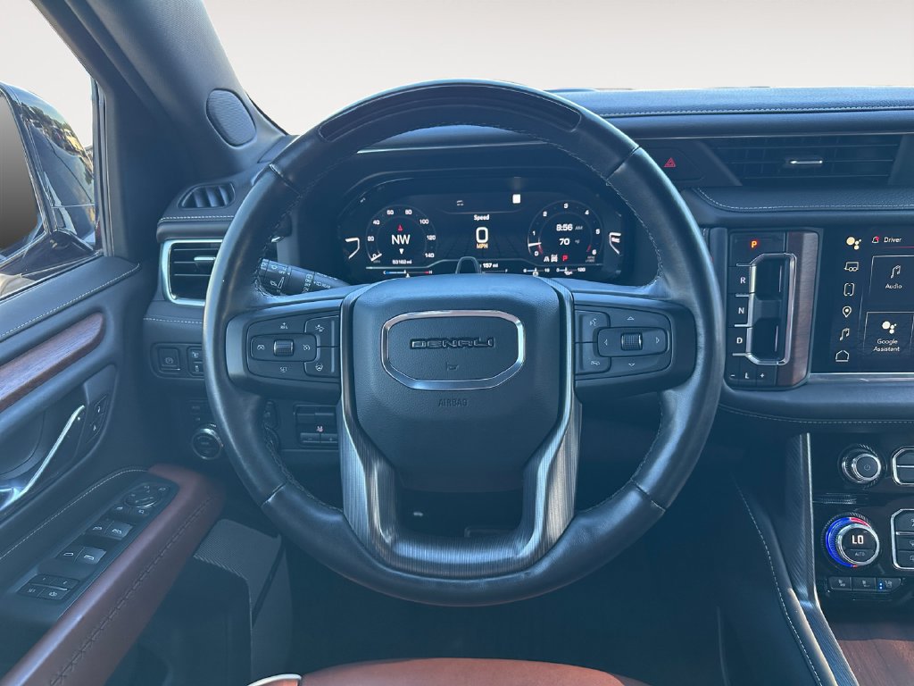 Used 2023 GMC Yukon XL Denali Ultimate AWD/4WD image 12
