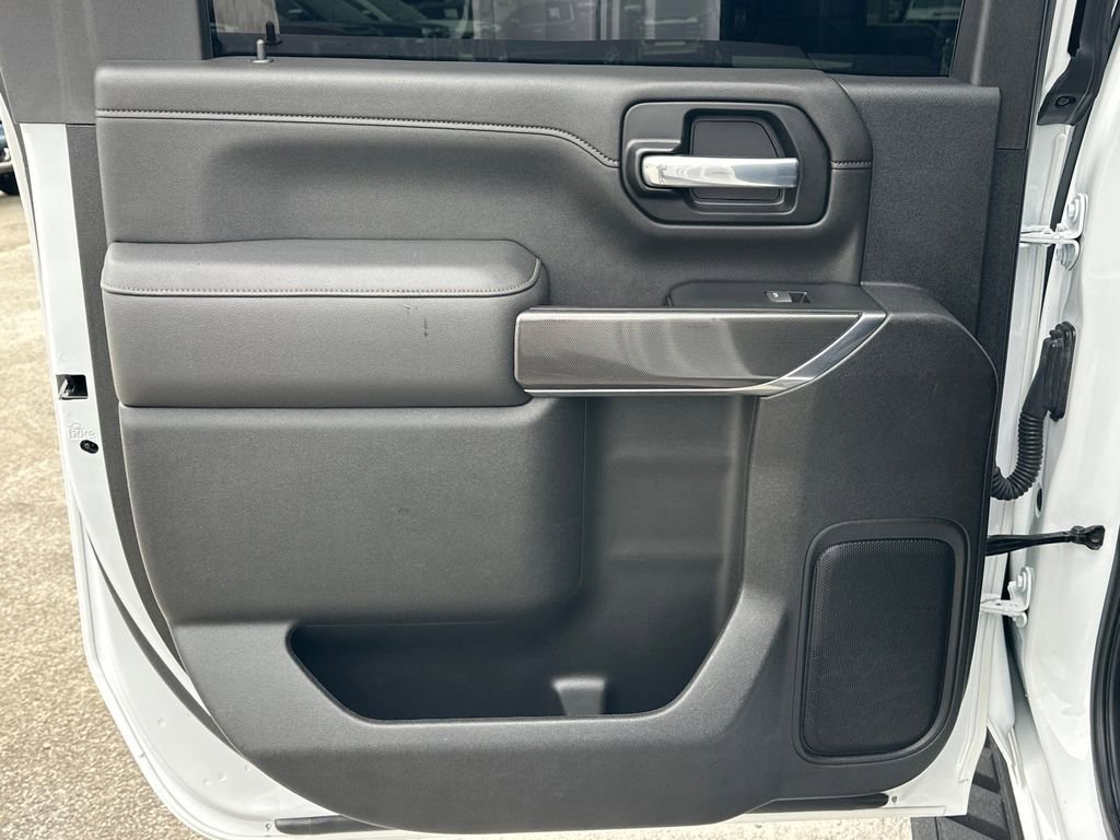 Used 2022 GMC Sierra 2500 AT4 w/ AT4 Preferred Package image 22