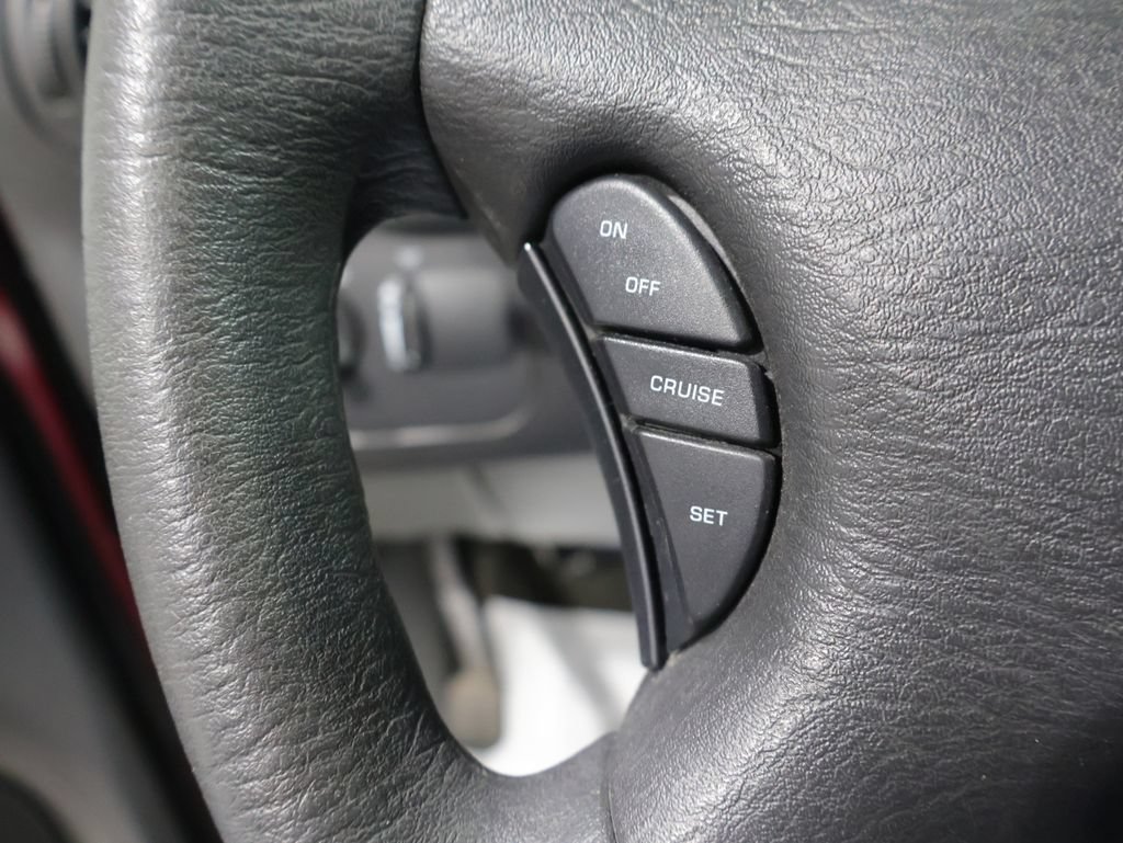 Used 2006 Dodge Caravan SXT w/ Popular Equipment Group I FWD image 25