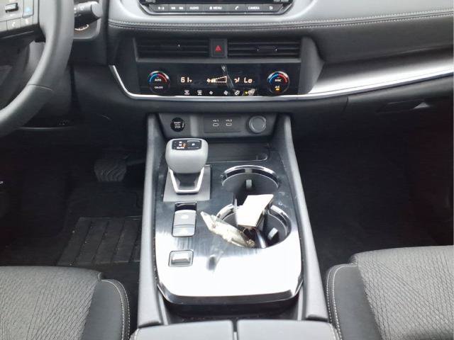 Certified 2026 Nissan Rogue SV FWD image 12